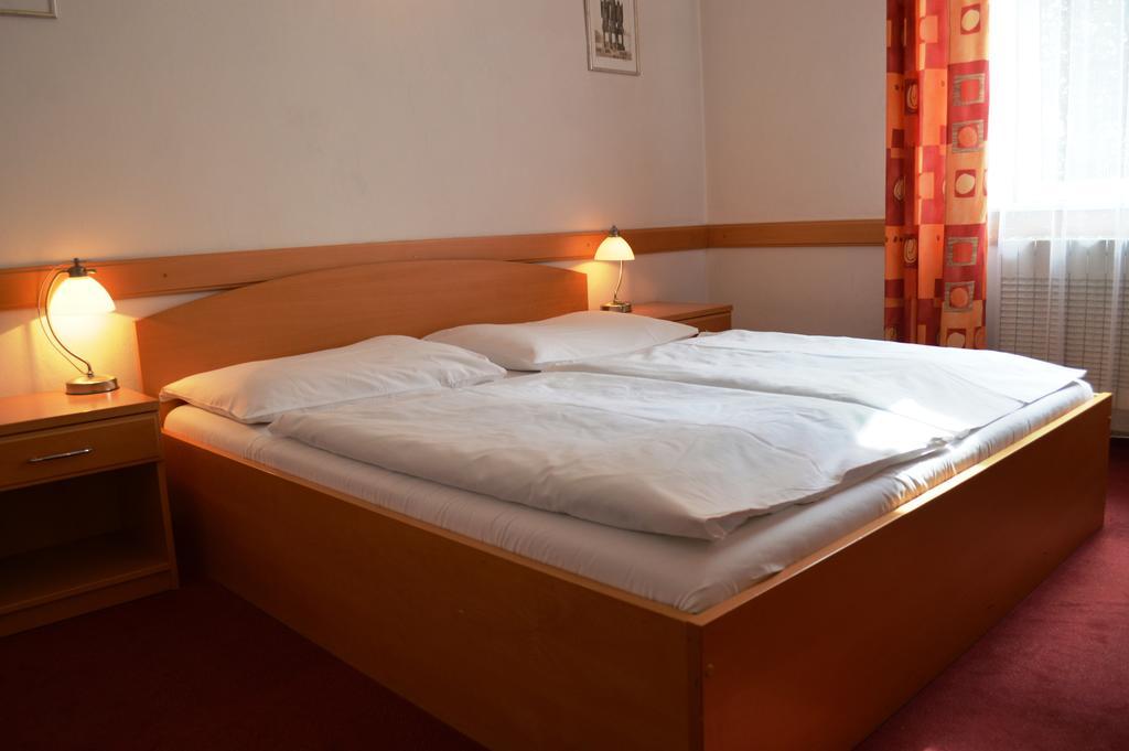 Hotel Hejtman Prague Room photo