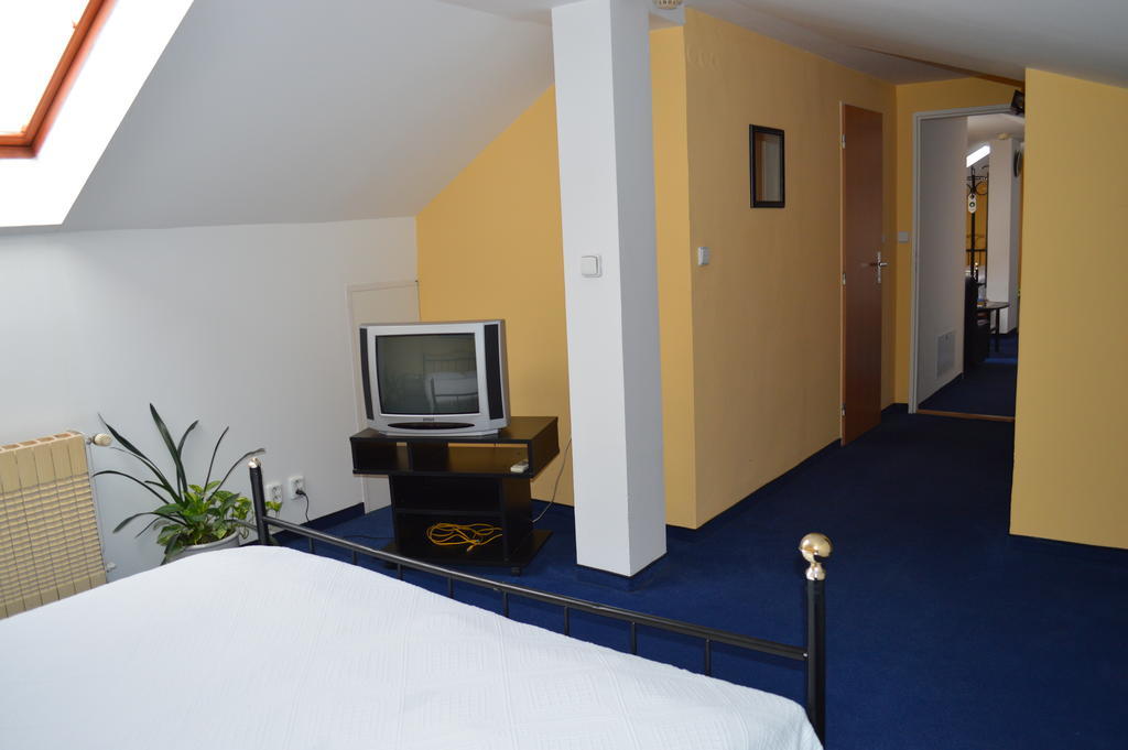 Hotel Hejtman Prague Room photo