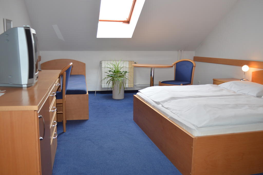 Hotel Hejtman Prague Room photo